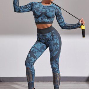 2 Piece Workout set Leggings and Top Camo